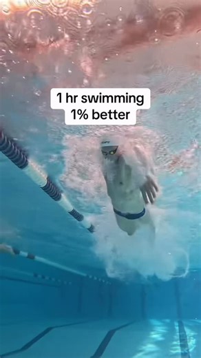 SwimOutlet on Instagram: "It’s all in the effort 💪 noenage / TT • • • • • #swimming #swimmer #swim #swimmingpool #swimpractice"