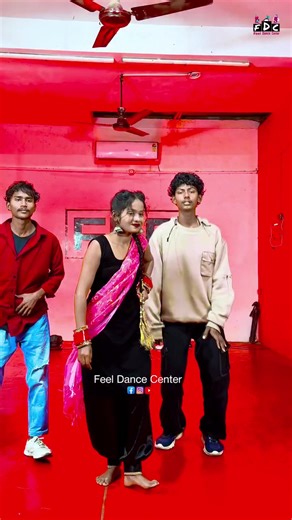 Bhojpuri Dance Video Featuring Talented Bhopuri Girl