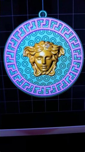 Gold Versace Medusa pendant، Simple luxury design 💛