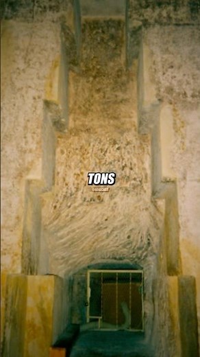 🏺 Lost Tech? How Did Egyptians Move MASSIVE Blocks into the Pyramid? 😳 - Graham Hancock #joerogan