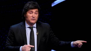 Aumento del salario mínimo: el Gobierno lo sube a $180.000 en febrero y habrá otra alza en marzo