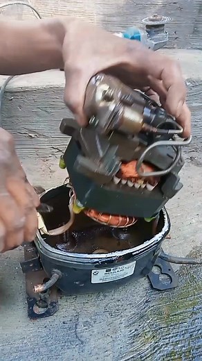 227K views · 1.9K reactions | This compressor dynamo is different,its wiring is surprisingly complex. #ScrapLife #MetalHunting #DynamoCompressor #Teardown #cooperhunt | Deffsamsan | Facebook