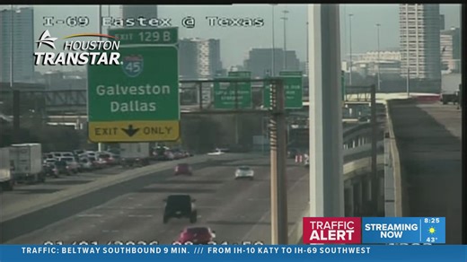 HPD: Fatal wreck has Eastex Freeway shut down northbound before I-10
