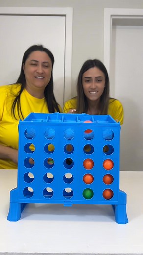 connect 4： nivel hard! #foryou #fyp #desafios #usa #connect4 #viral #familygame | Game challenge