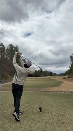 いきなり起きて決まったゴルフ⛳️3時間前に予約していくゴルフ最高かよ。一日フルで充実💪