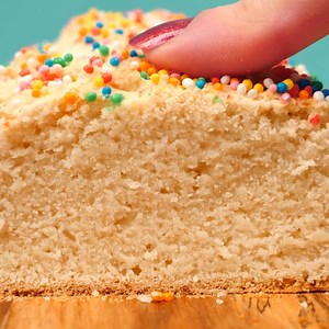 16K views · 101 reactions | Tik Tok has been overrun with viral Ice Cream Bread videos. Let's test them out :) | Ann Reardon How To Cook That | Facebook