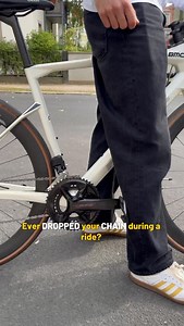 5.2K views · 65 reactions | Your chain keeps dropping? Not anymore  Here’s how to install a chain catcher – the 30-second fix your bike deserves! #cyclinglife #cycling #roadcycling #sram #shimano #howto #BuildYourRide #chaincatcher | BIKE24 | Facebook