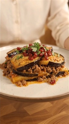 Easy Eggplant & Beef Bake 🍆🥩 | Rich & Delicious!