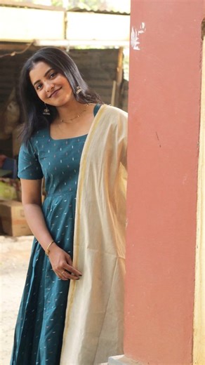 Exstore on Instagram: "🌾 Festive ease, wrapped in silk. ✨ A graceful Raw Silk Anarkali paired with a soft cotton dupatta — made for Pongal moments that feel timeless 🤍 ✨ Limited Edition 🩷 XS–XXL | With lining 💬 DM or comment “PONGAL” for details #fashionstyle #anarkali #instadaily #viralfashion #viralreels"