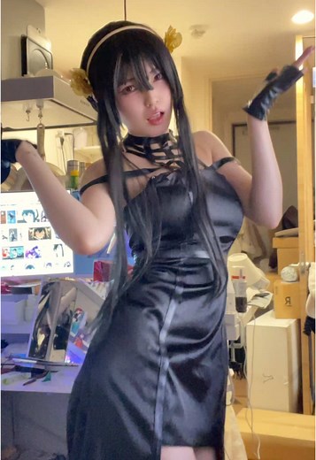 スパイファミリーのヨル・フォージャーコスプレ
