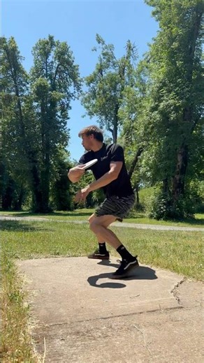 Great glide, easy to control, and amazing grip!! •Ev-7 MÖBIUS• #ev7 #discgolf