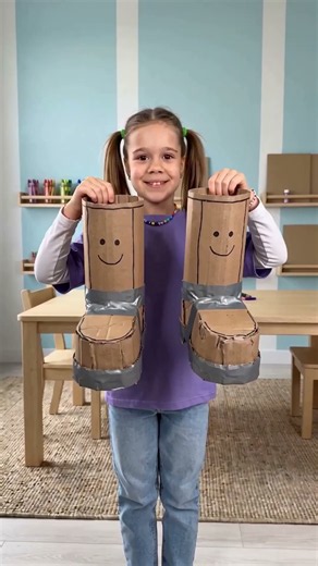 DIY Cardboard Boots! 📦 Returns Brother’s Kindness! 💚