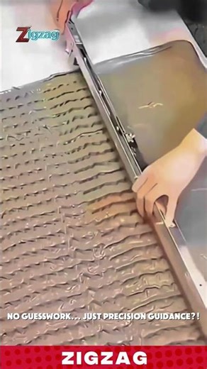 Adjustable Floor Leveling Screed for Smooth Concrete Surfaces