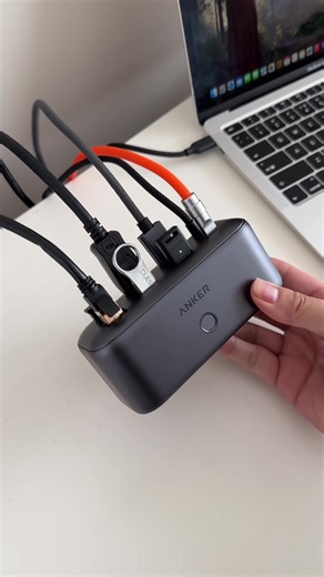 One usb-c cable connects my laptop to my whole desk#tiktokshopfalldealsforyou #dockingstation #desksetup #techgadgets #techtok