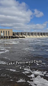 122K views · 627 reactions | Lake Petenwell Dam this Morning #wisco3 #Wisconsin #fishing | Wisco3 Ice Fishing Co | Facebook