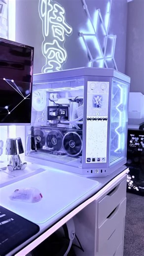 Joulez on Instagram: "5090 PC Build By @ibuypower I can’t get over how it looks and the beast inside this build! Thank you everyone at iBuyPower and the person who did that cable management! You are my Jinwoo! (Solo Leveling reference 😝)🤍 #5090 #ibuypower #hyte #pcsetups #desksetups #officesetup #pcbuilder #nvidiageforce #nvidiartx #nvidiacreators #assassinscreedshadows"