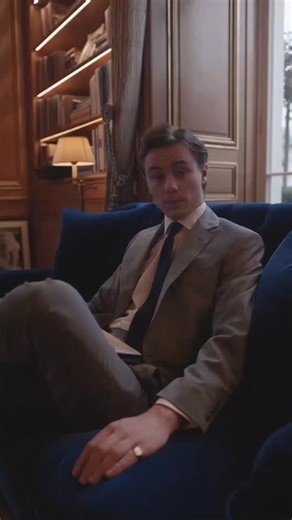 1.6K views | What is the history of the signet ring?  Join us at our London Flagship Store whilst we explore more about the signet ring and what this unique piece of jewellery symbolises today. #signetring #signetringheritage #luxuryaccessories | Deakin & Francis | Facebook