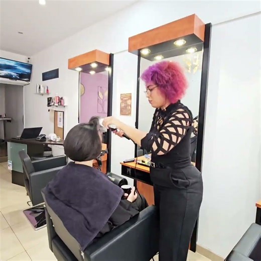 coupe cheveux mi long Merci pour ta confiance et ce beau moment partagé. #cheveuxcourts