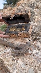 1.1M views · 13K reactions | Opening a box full of gold #box #treasurehunt #adventure #discovered | Adventure treasures X | Facebook