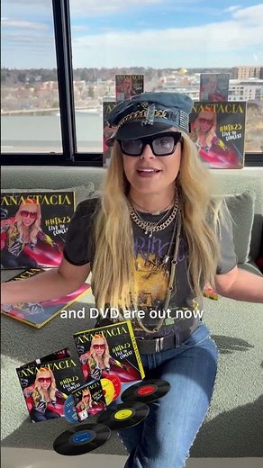 This one is made for collectors🤩\n\nThe #NTK25 live album is available as a CD including the full con