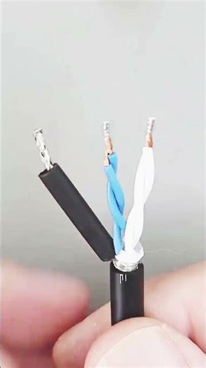 3-Wire Sound Jack Install 🔌🎧 #trending #electricmaster