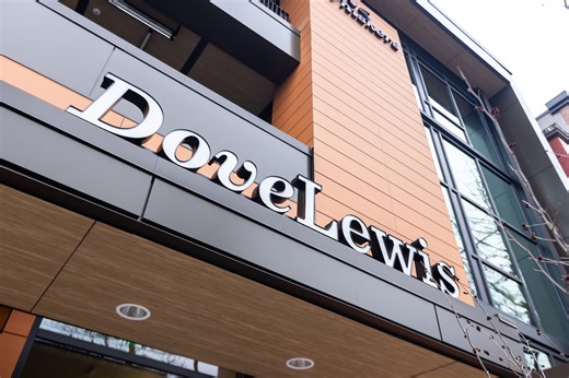 DoveLewis animal hospital opens new Portland specialty care facility