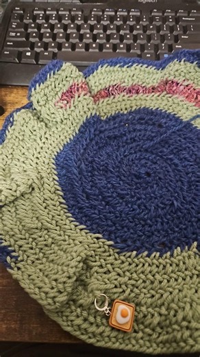 My nalbinding needs some work but its cute I like it #staycute #cutesy #nalbinding #yarn #fiberart