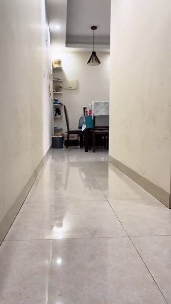 Berry President Flying Saucer Toy, Flying Disc Launch Playset with Rotating Flash Light, Indoor Outdoor Twist Shoot Toy for Kids Aged 3 Years Old & Up (SkyBlue)