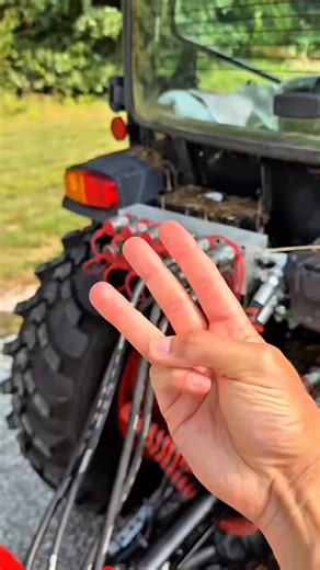 4.4K views · 22 reactions | Explaining what a hydraulic multiplier is for a tractor and how many rear remotes you really need. If a hydraulic multiplier would be a good solution for you, then you can save 5% off of your order with code GWT. Not only will you save 5%, but GWT will earn a commission too. Use this code on anything being sold at https://summit-hydraulics.com/?ref=goodworkstractors | Good Works Tractors | Facebook