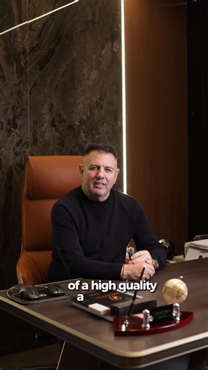 Dental Med Austria on Instagram: "Si Drejtues i Klinikes dua të ndaj me ju vizionin tim për klinikën tonë dhe për mënyrën si kujdesemi për çdo pacient.🦷🧬 Për mua, kujdesi dentar nuk është vetëm për të trajtuar dhëmbët, por për të krijuar një përvojë ku secili ndihet i dëgjuar, i respektuar dhe i sigurt. Çdo vendim që marrim, çdo trajtim që ofrojmë, është i udhëhequr nga përvoja, profesionalizmi dhe dëshira jonë që ju të keni një buzëqeshje të shëndetshme dhe të lumtur."