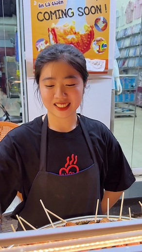 Bạn nhỏ 2k4 một mình khởi nghiệp với các món ăn vặt trend #ThanhThoiLuotTet #thaikunanngon #dcgr #AnCungTiktok #LearnOnTiktok #ReviewAnNgon #reviewbuonmathuot #buonmathuot