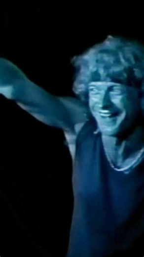 See you tonight, México 🇲🇽 In honor of the Mexico and South American tour kicking off, throwing it back to Foreigner live in Mexico City circa 1995. (Footage from Mr. Moonlight Tour Live in Mexico City, 1995) | Foreigner