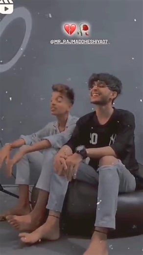 𝘀𝗮𝗿𝗶 𝗱𝘂𝗻𝗶𝘆𝗮 𝘀𝗲 𝗷𝗲𝗲𝘁 𝗸𝗲 𝗺𝗮𝗶𝗻 𝗮𝗮𝘆𝗮 𝗵𝗼𝗼𝗻 𝗶𝗱𝗵𝗮𝗿 𝘀𝘁𝗮𝘁𝘂𝘀 𝗩𝗶𝗱𝗲𝗼 🥰❤🥀 #ytshorts #rajmaddy_22 #alone