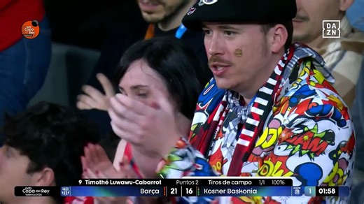 Baskonia se regala una final en el festival del error