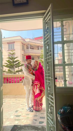 Behind the Scenes of Our Awkward Wedding Photos