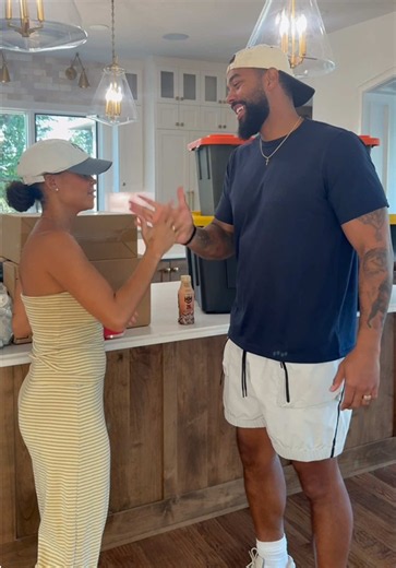 #MuscleMilk_Partner New house, new projects, and a list of things to get done. 💪🏽🏠 I like keeping a @Muscle Milk protein shake nearby as an easy way to get more protein into my day. Grab yours on Amazon.