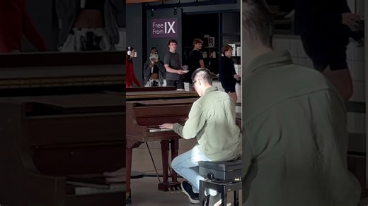 Pianist creates cafeteria magic