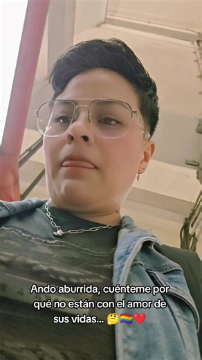 Tomboy: estilo, lentes y orgullo en tendencia