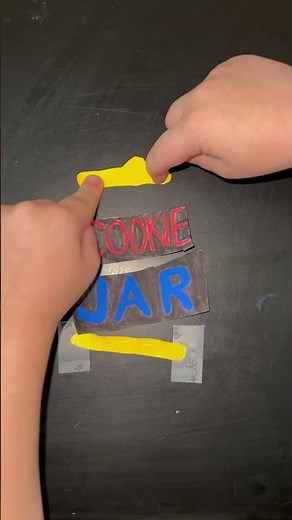 Cookie jar logo animation