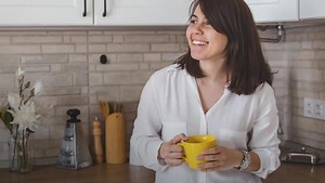 11 reactions | Is skipping meals a bad idea or a secret weight-loss weapon? One diet trend that shows no sign of going away soon is intermittent fasting. That's when you voluntarily abstain from food or beverages other than water for a certain amount of time. Some fasting is for religious reasons, while others fast for weight loss. But is intermittent fasting a healthy way to lose weight? | Mayo Clinic Health System | Facebook