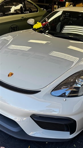 How to install and apply adhesive for your windshield Cherokee - BMW M4 - Lexus NX - Tesla Model 3 #autoglass #bayarea #smallbusiness #windshieldreplacement | Spearhead Auto Glass