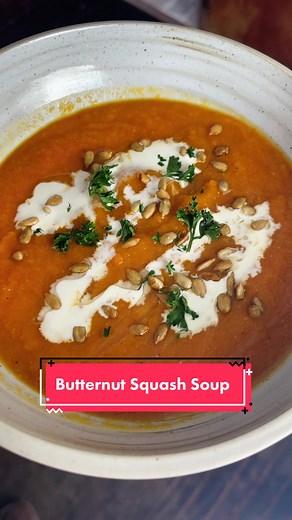 #Cooking #Butternut #Squash #Soup! The first #dish of my #thanksgiving #dinner 🦃🌿✨ #yum #asmr