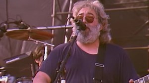 The Grateful Dead Performs ‘West L.A. Fadeaway’ In 1987: Pro-Shot Video