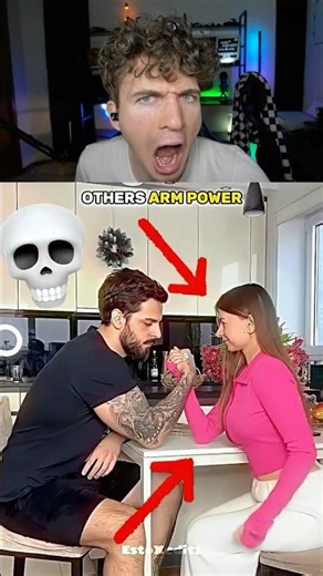 People arm wrestling 🤯