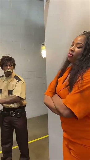 Female in male cell #insanetalent #cell #artist #creativecontentcreator