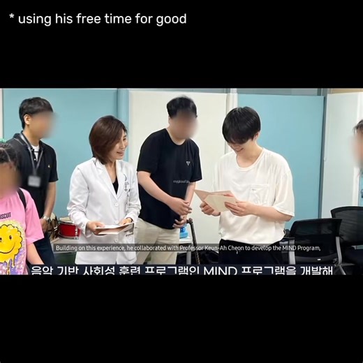 6.3K views · 833 reactions | Mind of a genius. Imagine solving calculus problems to relieve stress...who does that??? MIN YOONGI. While I spiral and stress out over problems, he’s out here finding peace in equations. Only a genius would turn calculus into a form of self-care. Truly one of a kind. 殺 | Missus Cat | Facebook