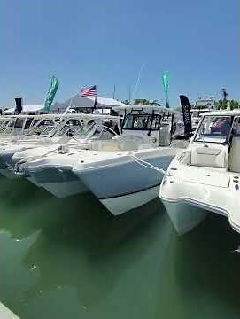 Sarasota Boat Show – World Cat Catamaran Lineup | YachtBuying101.com