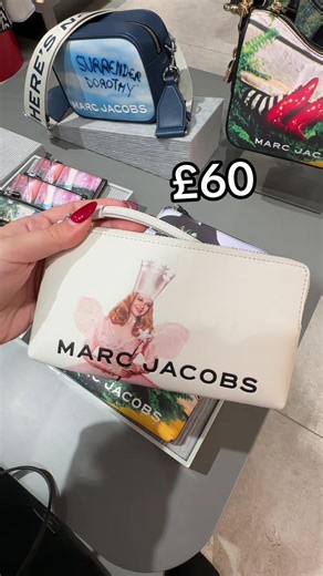 @marcjacobs @Bicester Village Wizard of Oz is in Sale!! #marcjacobs #bicestervillagefind #sale #wizardofoz