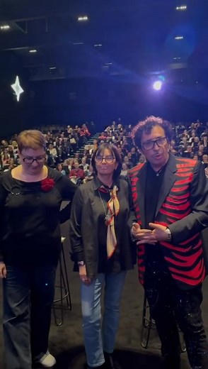 Chers tous, Ce fut un immense plaisir de vous retrouver en ce dimanche 16 novembre. J’ai été très touché de pouvoir partager ce beau moment avec mes amies et collègues Florence Hubert et Christelle Dubois. Nous avons hâte de vous retrouver prochainement à Angers: samedi 13 décembre. Voici le lien de réservation : https://www.billetweb.fr/les-3-du-test-angers-dec-2025&multi=u227423&margin=no_margin&color=635BFF&parent=1&margin=no_margin&color=635BFF Affectueusement Henry Vignaud | Henry Vignaud O