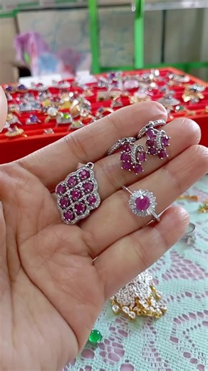 original sound - Pyae Thant $$ ပါဝင်သည့် Pyae Thant $$ (@pyae.thant4) ၏ ဗီဒီယိုများ